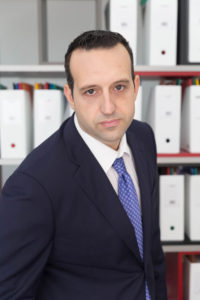 Αδαμάντιος Λώλος